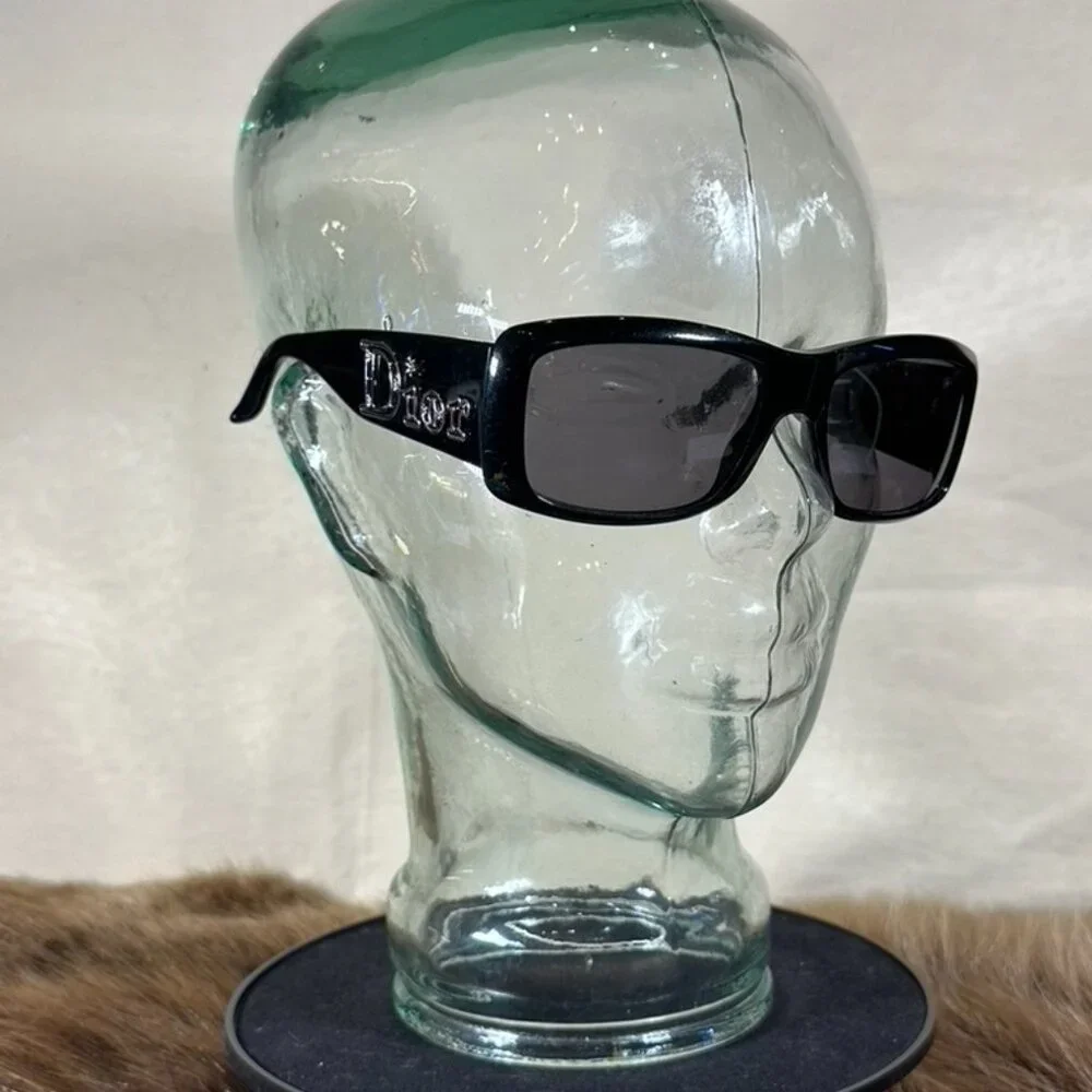 Black Dior Sunglasses - Picture 5 of 6